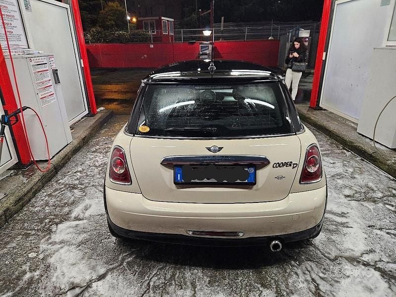 Usata Mini Cooper 112 CV (82 kW) 2013 Bianco Utilitaria