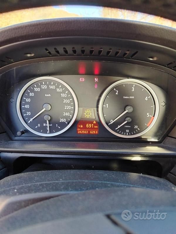 Usata BMW 530 218 CV (160 kW) 2003 Nero Berlina
