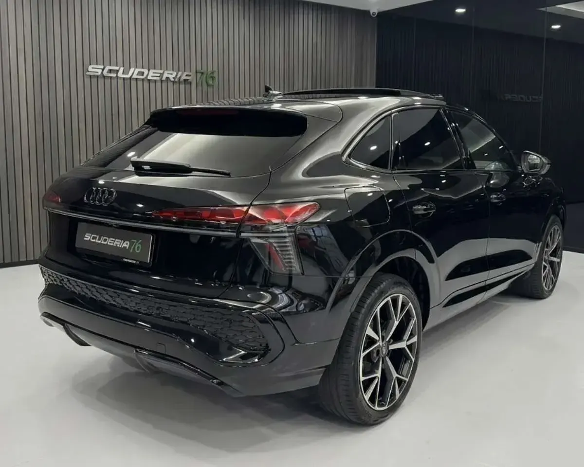 Nuova Audi Q3 Sportback S-Line 150 CV (110 kW) 2026 Nero mythos SUV