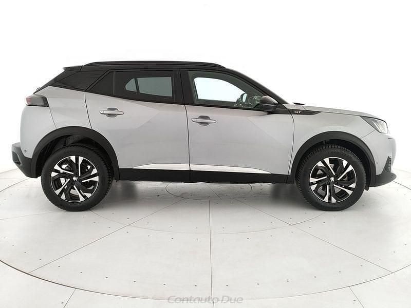 Usata Peugeot 2008 GT 131 CV (96 kW) 2023 Grigio artense SUV