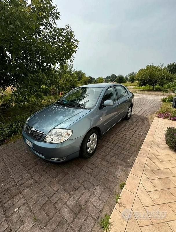 Usata Toyota Corolla 97 CV (71 kW) 2003 Berlina