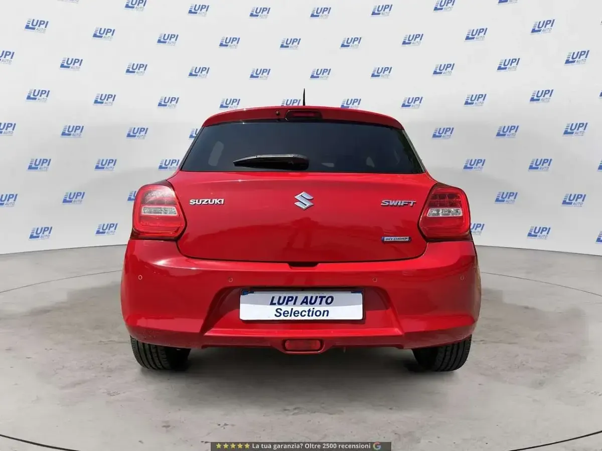 Usata Suzuki Swift Cool 83 CV (61 kW) 2021 Rosso Utilitaria