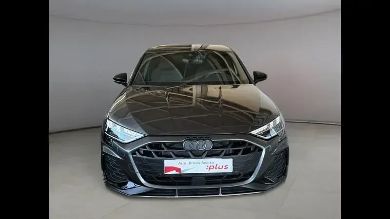 Usata Audi A3 Sportback S-Line 150 CV (110 kW) 2025 Grigio Utilitaria