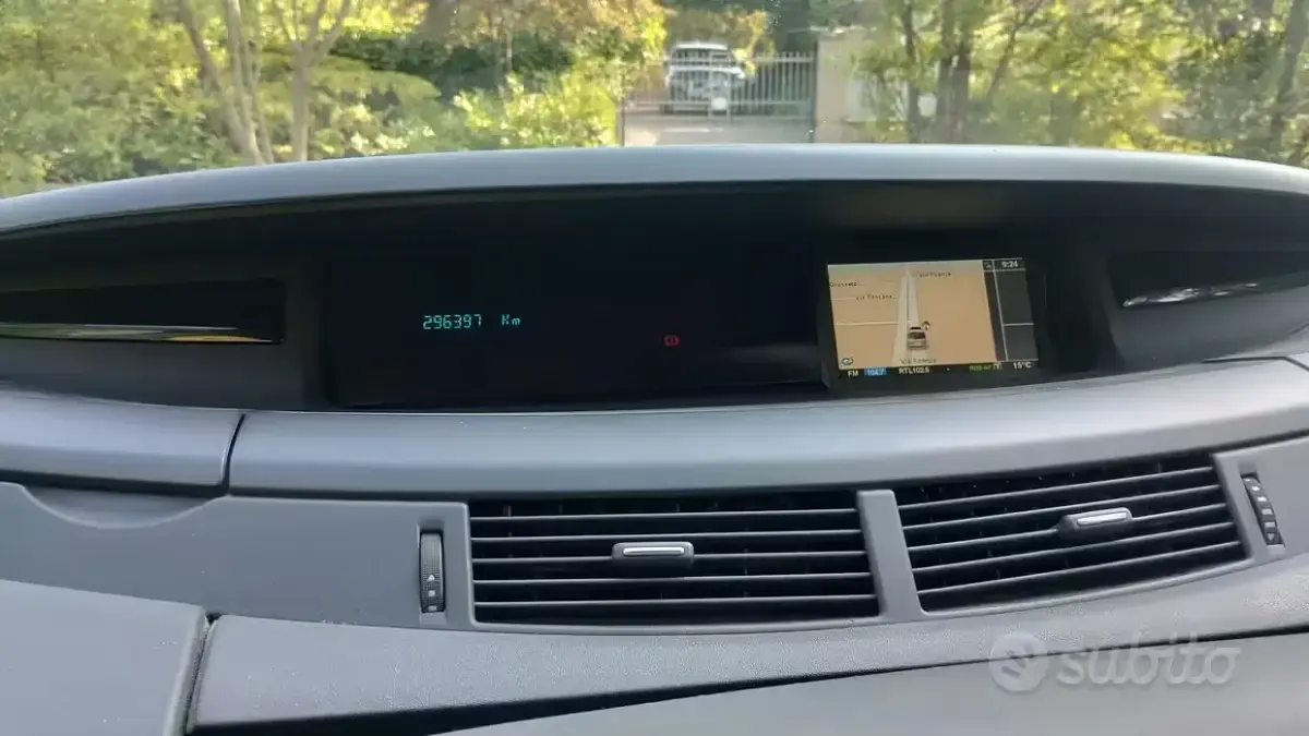 Usata Renault Espace 130 CV (95 kW) 2012 Grigio Monovolume