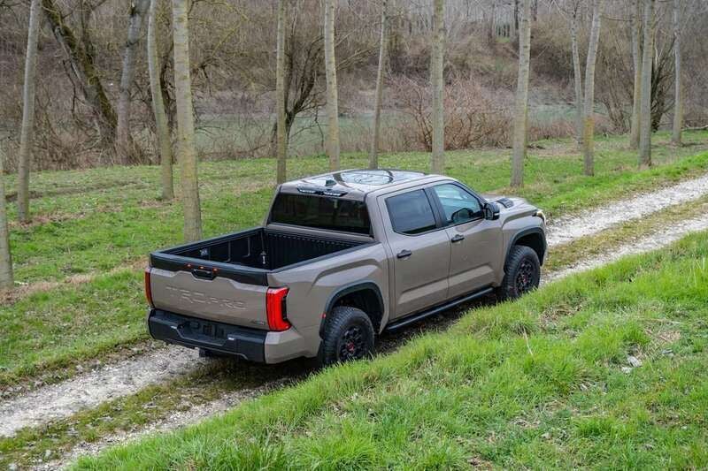 Nuova Toyota Tundra Limited 446 CV (328 kW) 2025 Marrone Pick-up