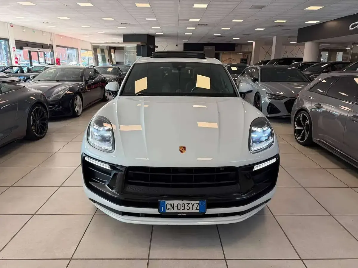 Usata Porsche Macan 265 CV (194 kW) 2023 Bianco SUV