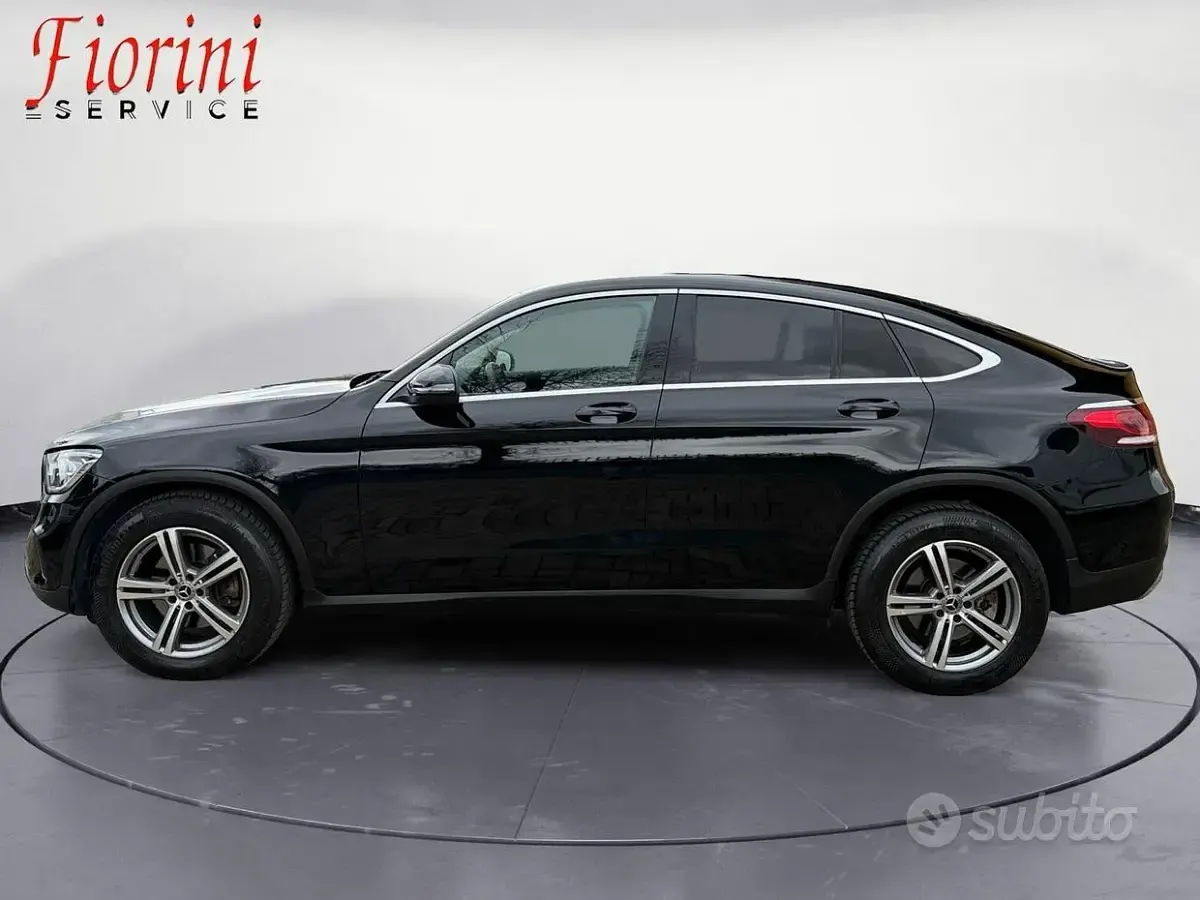 Usata Mercedes GLC200 Premium 163 CV (119 kW) 2022 Nero SUV