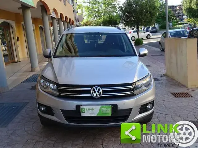 Usata VW Tiguan 110 CV (80 kW) 2012 Grigio SUV