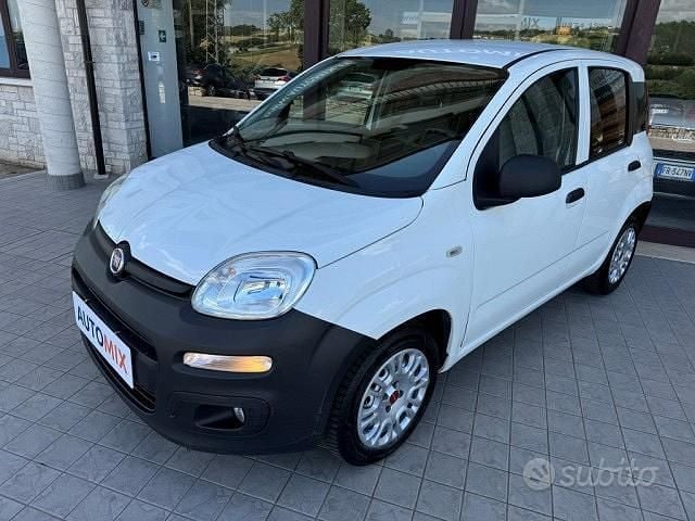 Usata Fiat Panda Pop 80 CV (58 kW) 2016 Bianco Furgone