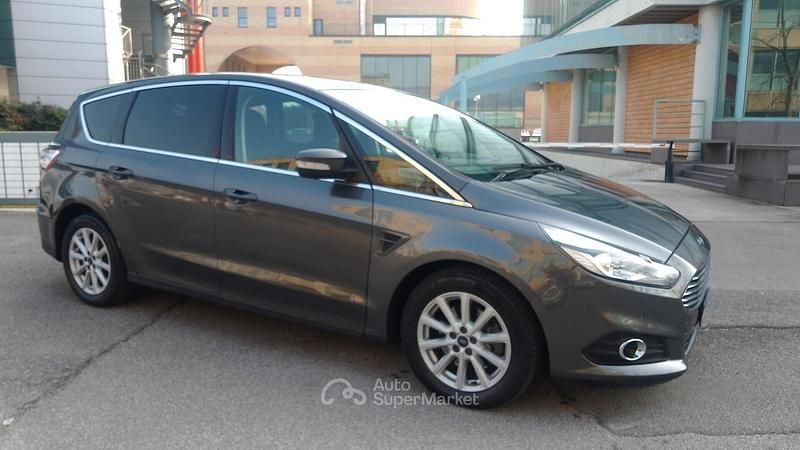 Usata Ford S-MAX S 180 CV (132 kW) 2016 Grigio Monovolume