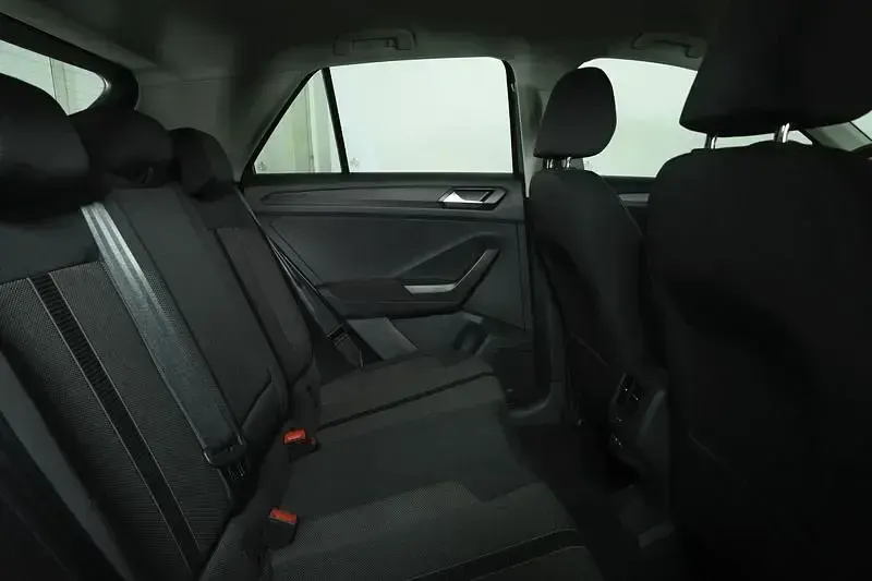 Usata VW T-Roc Life 150 CV (110 kW) 2025 Grigio SUV