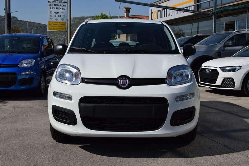 Nuova Fiat Panda Icon 65 CV (47 kW) 2026 Bianco gelato Utilitaria