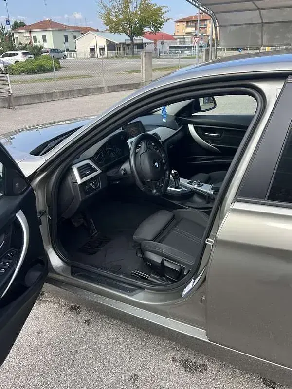 Usata BMW 320 Sport Line 190 CV (139 kW) 2016 Berlina
