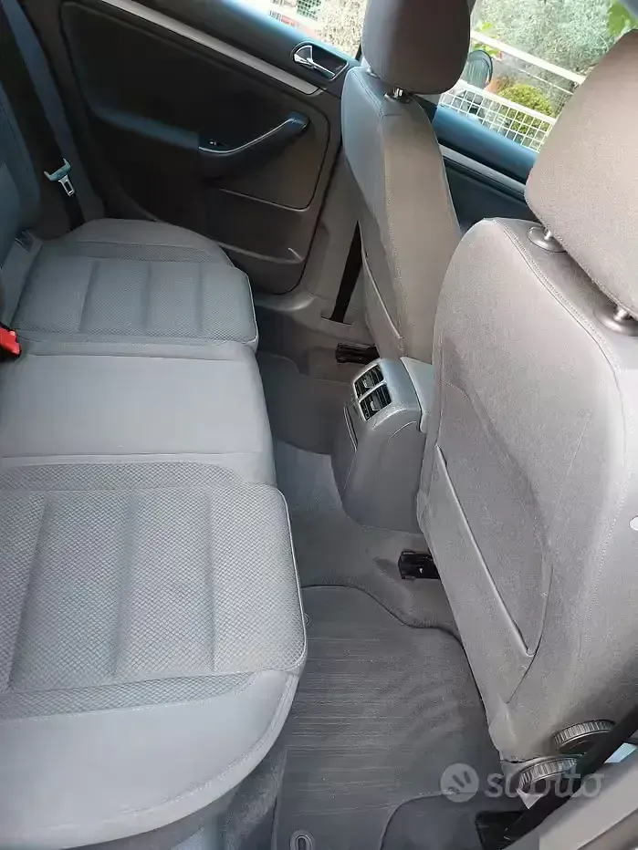 Usata VW Golf IV 2004 Grigio