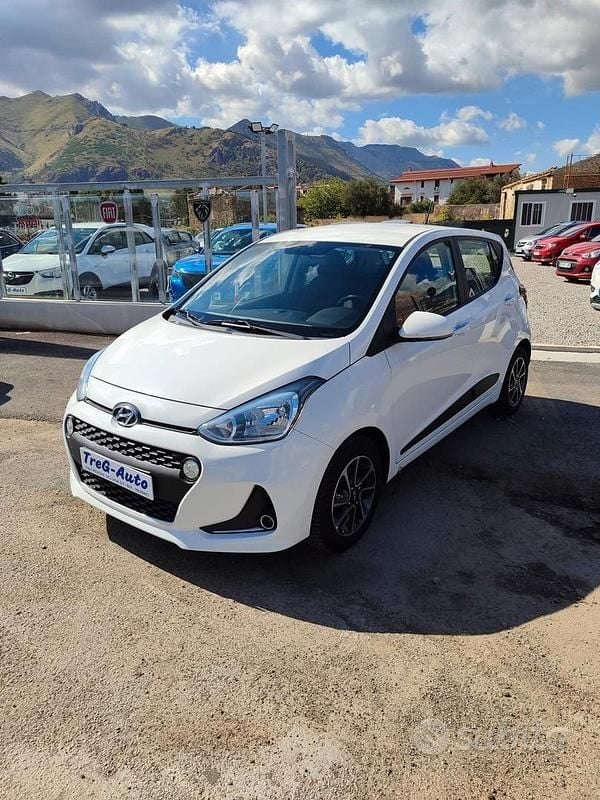 Usata Hyundai i10 Style 69 CV (50 kW) 2019 Bianco Utilitaria