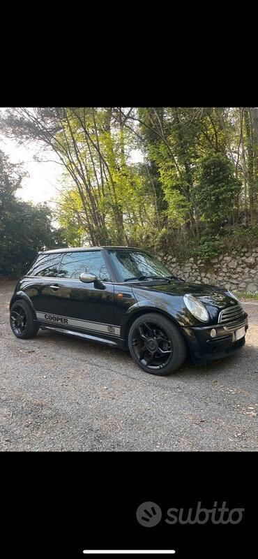 Usata 2004 Mini One D Due volumi | 4000 € (Buon prezzo) - Immagine 1/4