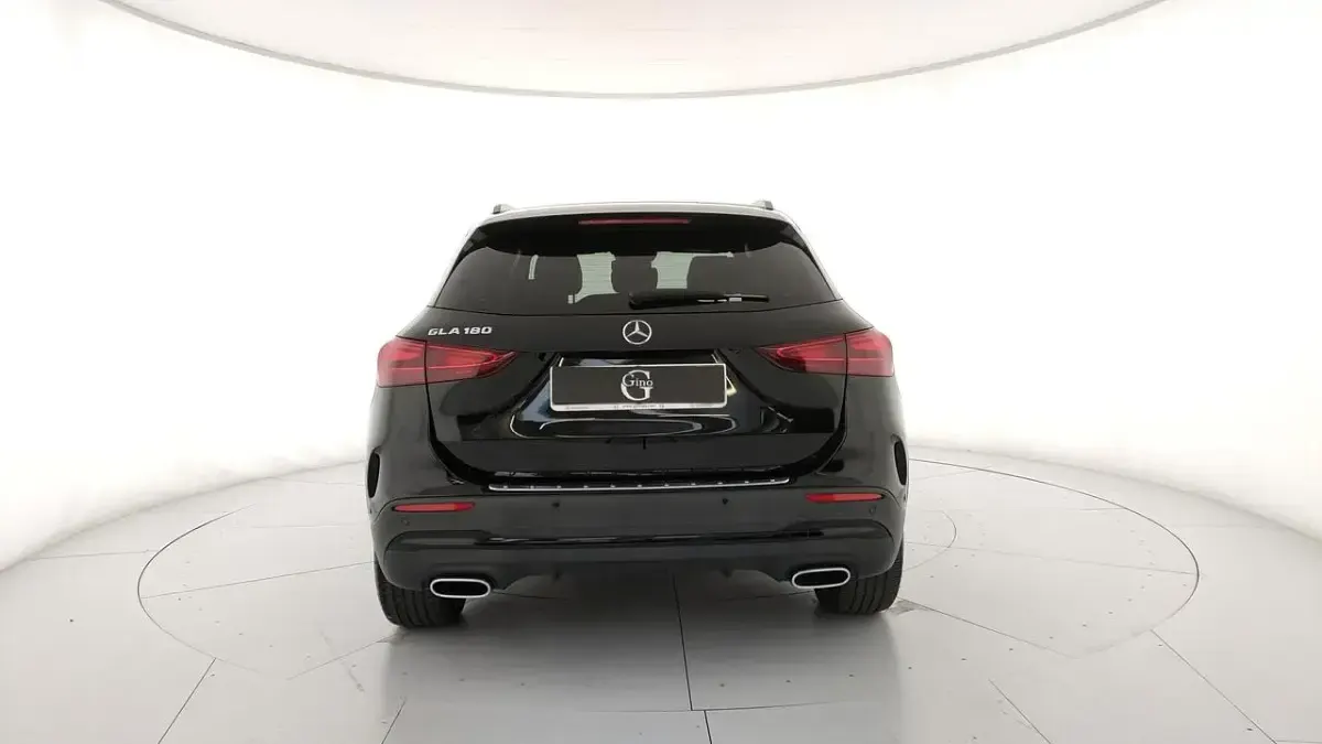 Usata Mercedes GLA180 AMG Line Premium Plus 136 CV (100 kW) 2023 Nero SUV