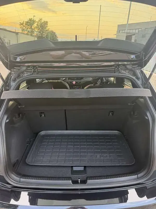 Usata VW Polo R-line 95 CV (69 kW) 2023 Utilitaria