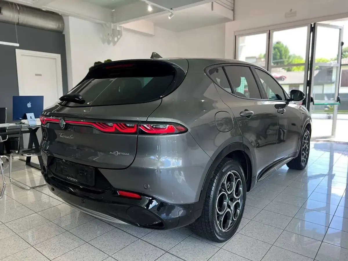 Usata Alfa Romeo Tonale Ti 180 CV (132 kW) 2022 Grigio SUV