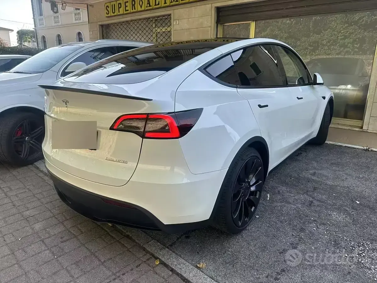 Usata Tesla Model Y Performance 185 kW (252 CV) 2023 Bianco SUV