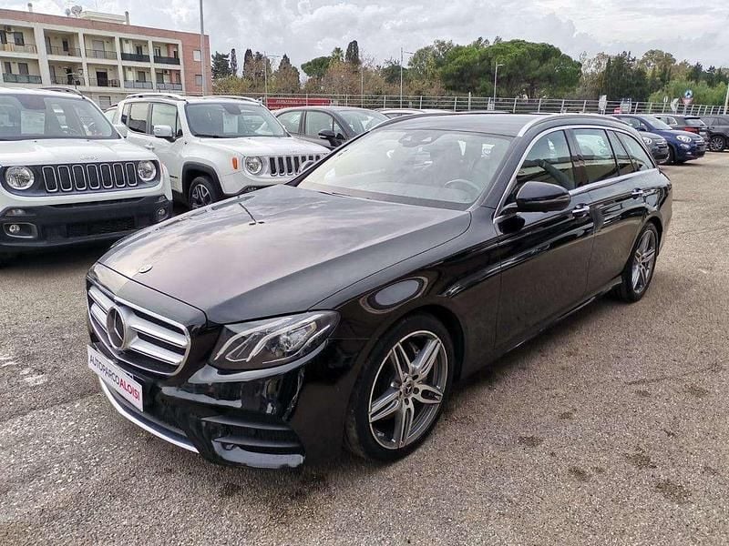 Nero Usata 2017 Mercedes E350 Premium Station wagon | 22.990 € (Cara) - Immagine 1/4