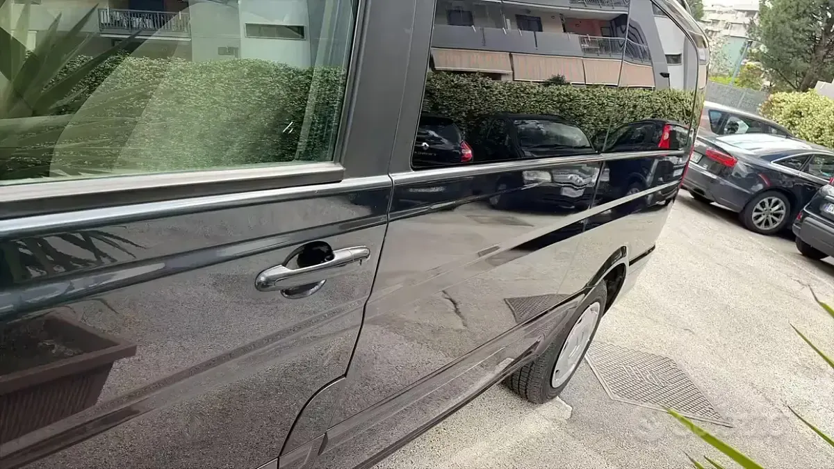 Usata Mercedes Viano 150 CV (110 kW) 2005 Nero Monovolume