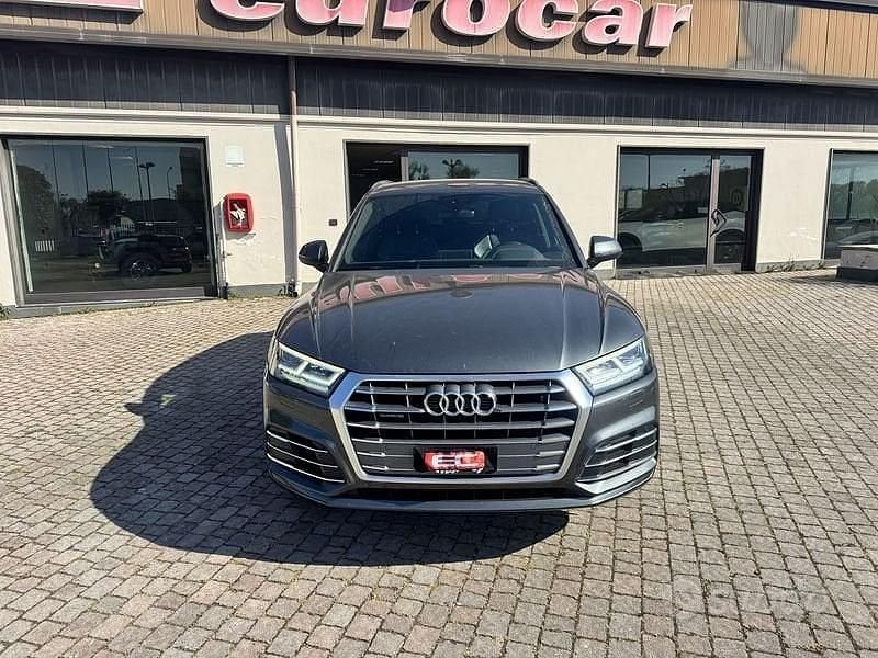 Usata Audi Q5 S-line plus 190 CV (139 kW) 2019 Grigio SUV