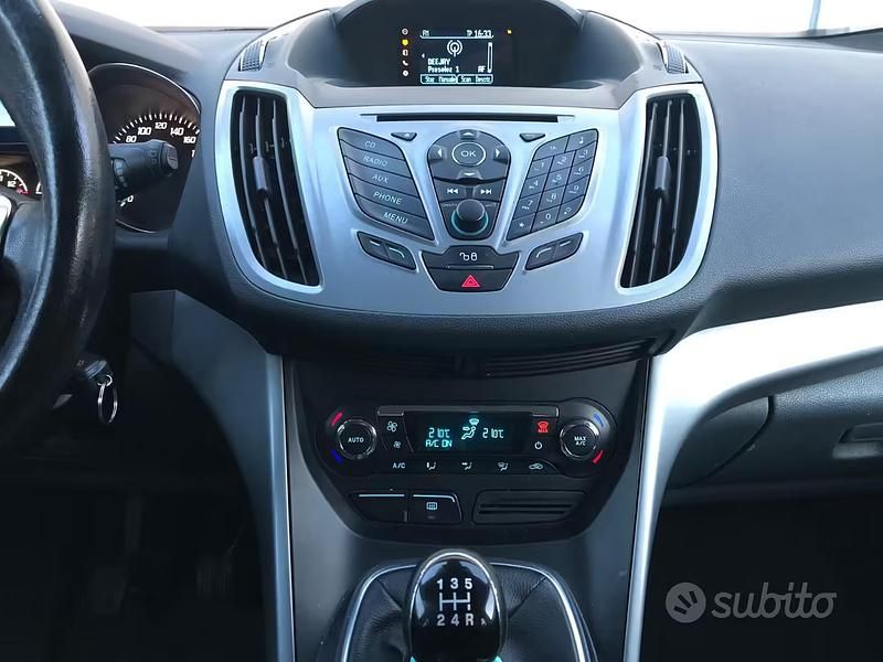 Usata Ford C-MAX 120 CV (88 kW) 2013 Bianco Monovolume