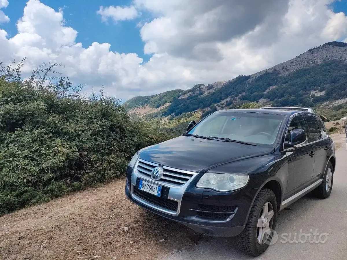Usata VW Touareg Executive 240 CV (176 kW) 2009 Nero SUV