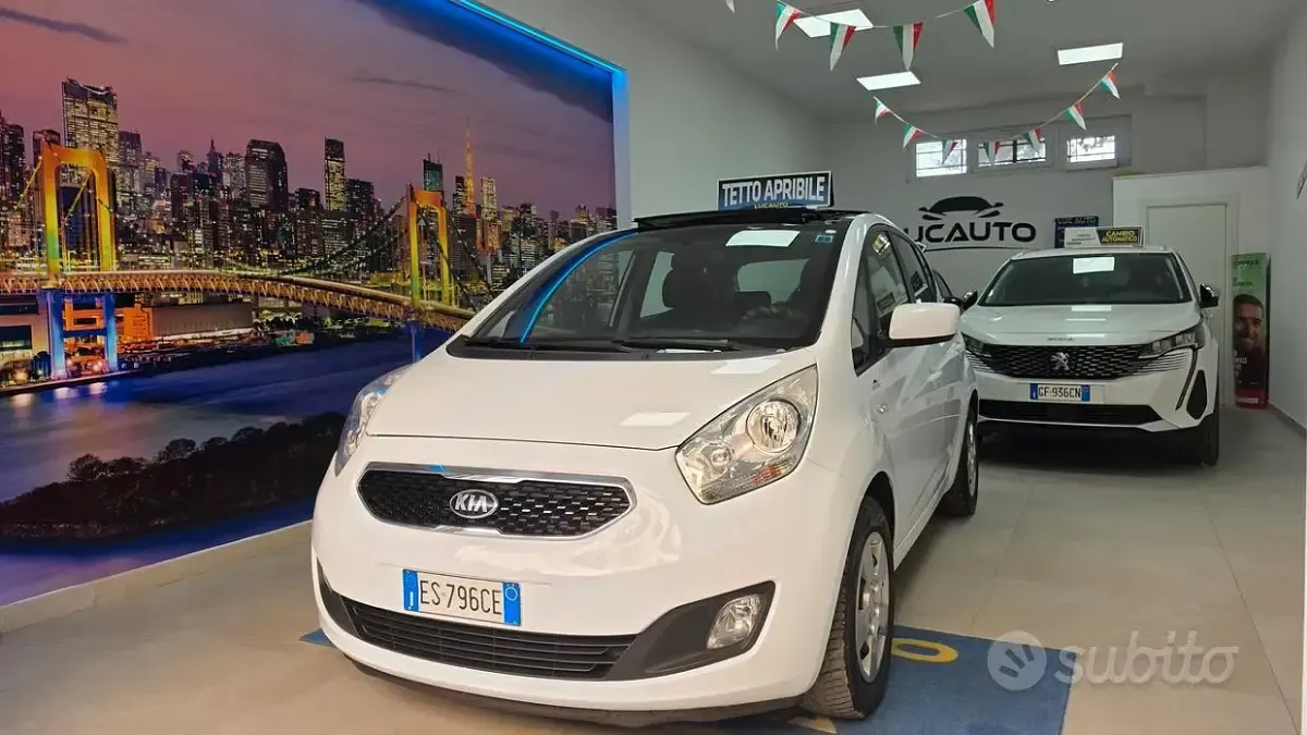 Usata Kia Venga 90 CV (66 kW) 2013 Bianco Utilitaria
