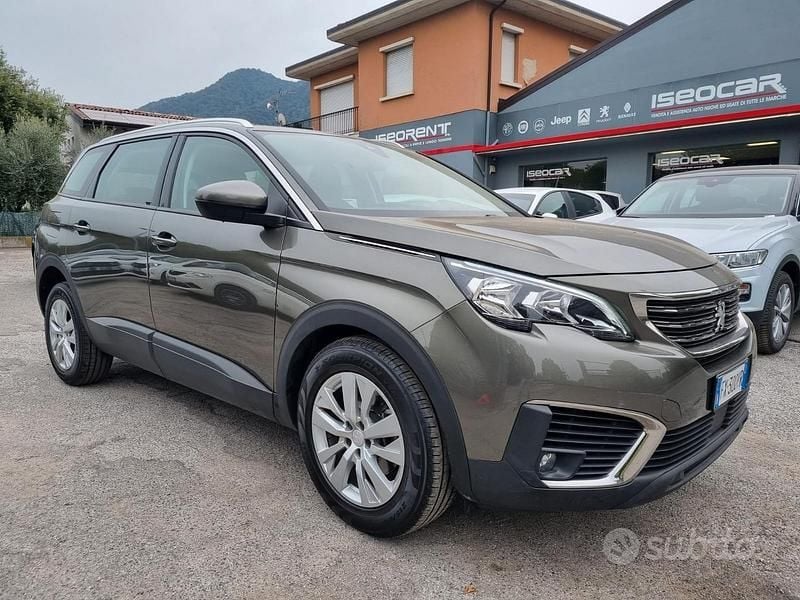 Usata Peugeot 5008 Business-Line 176 CV (129 kW) 2019 Grigio Monovolume