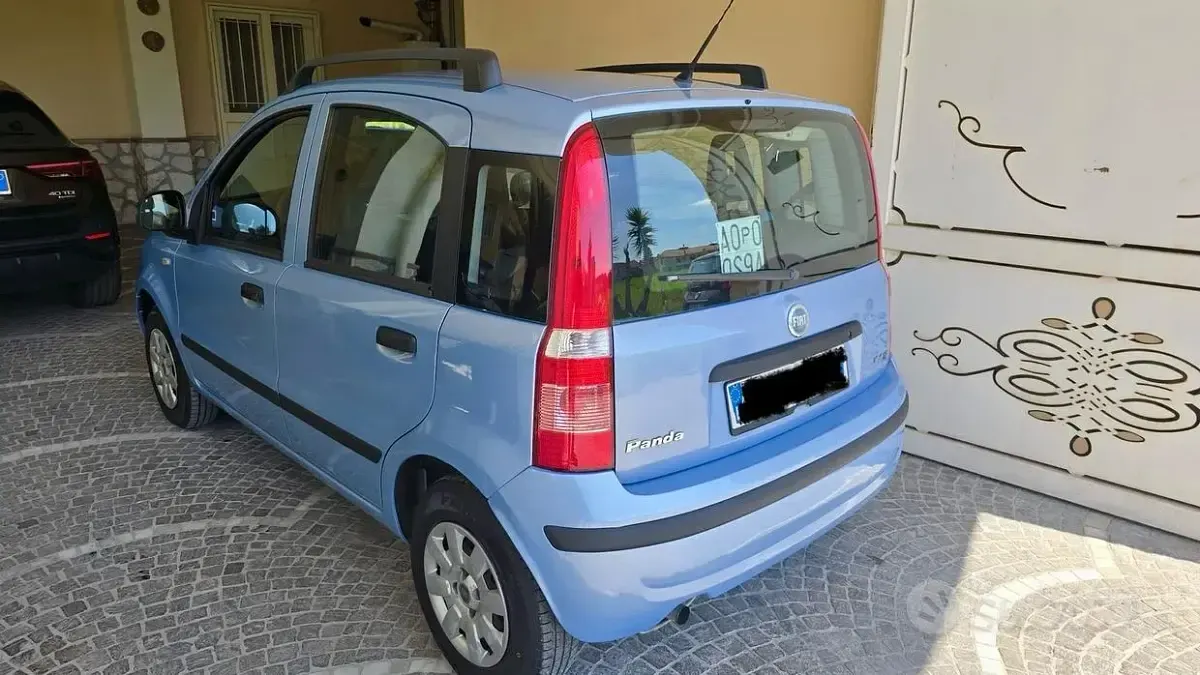 Usata Fiat Panda 75 CV (55 kW) 2007 Blu Utilitaria