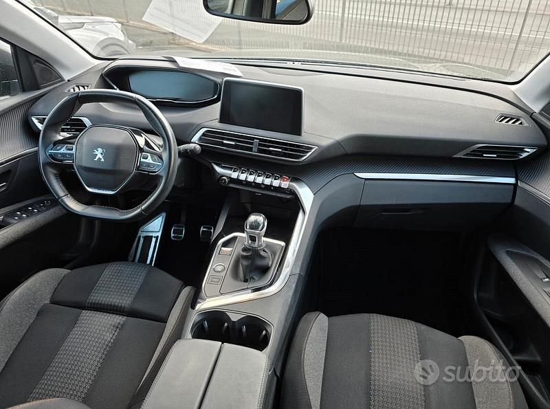 Usata Peugeot 3008 Allure 131 CV (96 kW) 2020 Grigio SUV