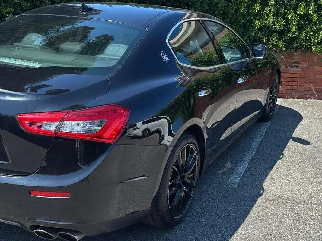 Usata Maserati Ghibli 275 CV (202 kW) 2016 Nero Berlina