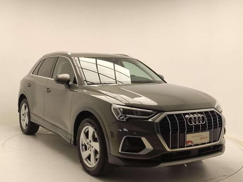 Usata Audi Q3 Advanced 150 CV (110 kW) 2025 Grigio chronos SUV