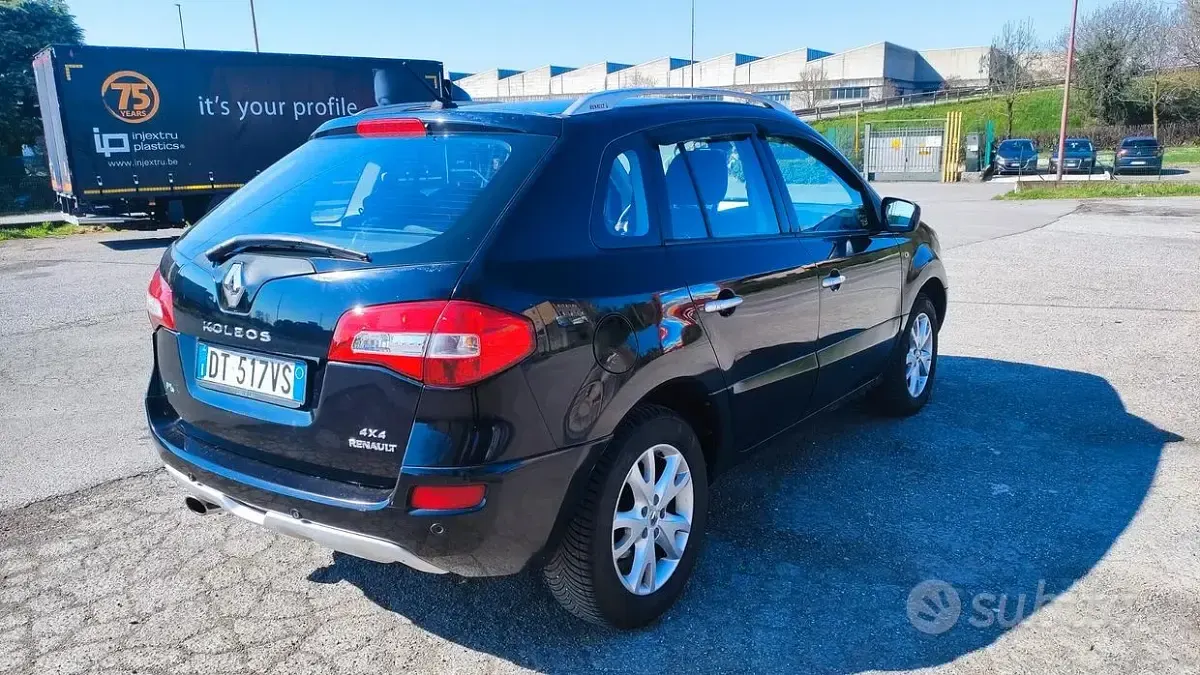 Usata Renault Koleos Dynamique 150 CV (110 kW) 2009 Nero SUV