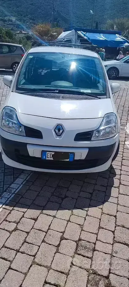 Usata Renault Modus 75 CV (55 kW) 2010 Bianco Monovolume