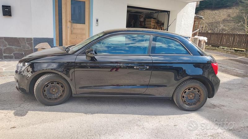 Usata Audi A1 82 CV (60 kW) 2011 Nero Utilitaria