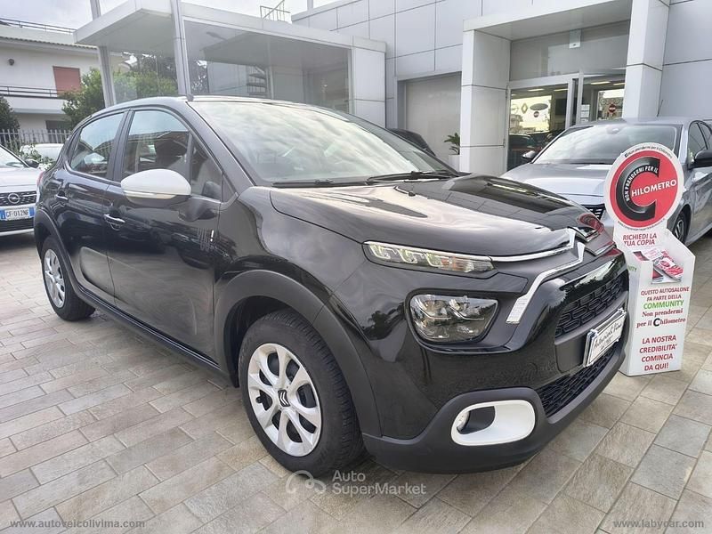 Nero Usata 2024 Citroën C3 PureTech Due volumi | 13.450 € (Buon prezzo) - Immagine 1/4