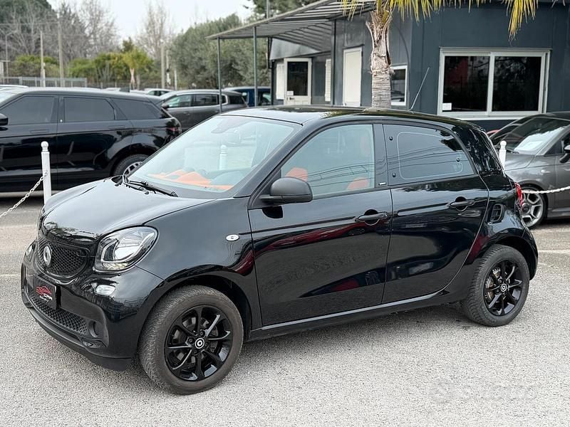 Usata Smart ForFour Passion 70 CV (51 kW) 2019 Nero Utilitaria