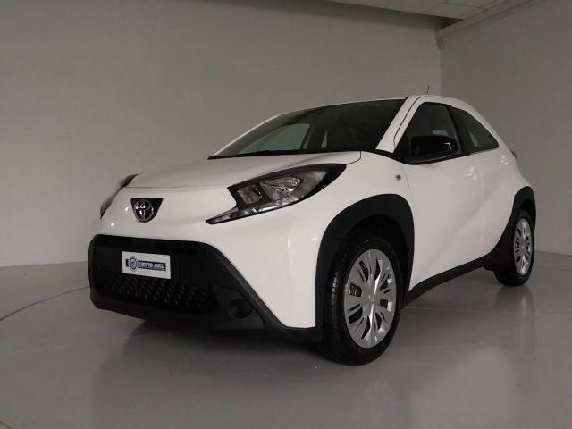 Nuova Toyota Aygo X Active 72 CV (52 kW) 2025 Bianco SUV