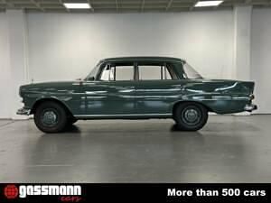 Usata Mercedes 190 80 CV (58 kW) 1964 Verde Berlina
