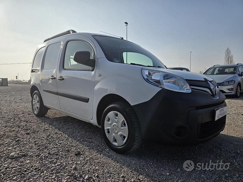 Usata Renault Kangoo 110 CV (80 kW) 2018 Bianco Monovolume