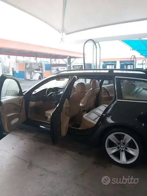 Usata BMW 530 235 CV (172 kW) 2007 Nero Berlina
