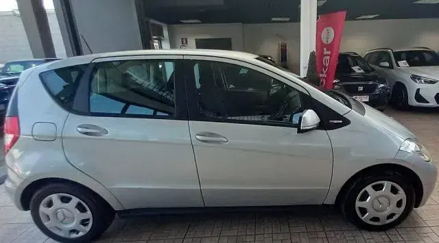 Usata Mercedes A160 Premium 95 CV (69 kW) 2012 Grigio Utilitaria