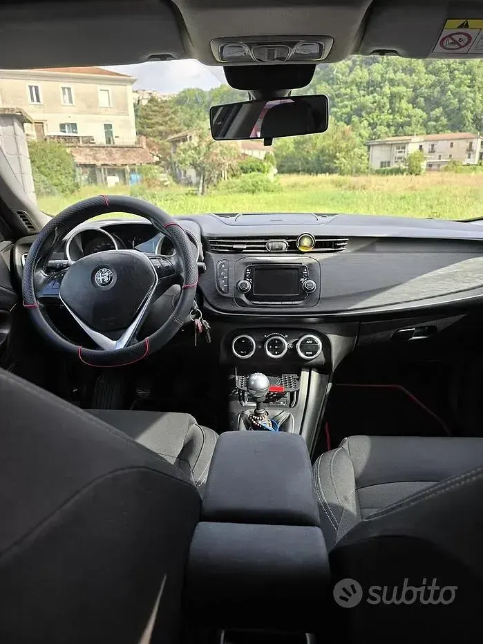 Usata Alfa Romeo Giulietta 120 CV (88 kW) 2017 Utilitaria