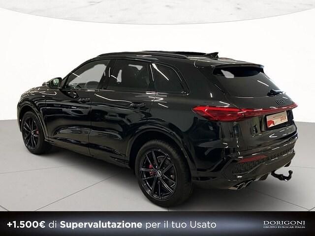 Nuova Audi Q5 S-Line 204 CV (150 kW) 2025 0e nero mito metallizzato SUV