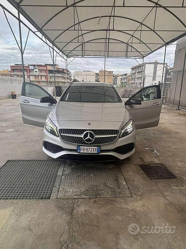 Usata Mercedes A200 Premium 2016 Grigio Berlina