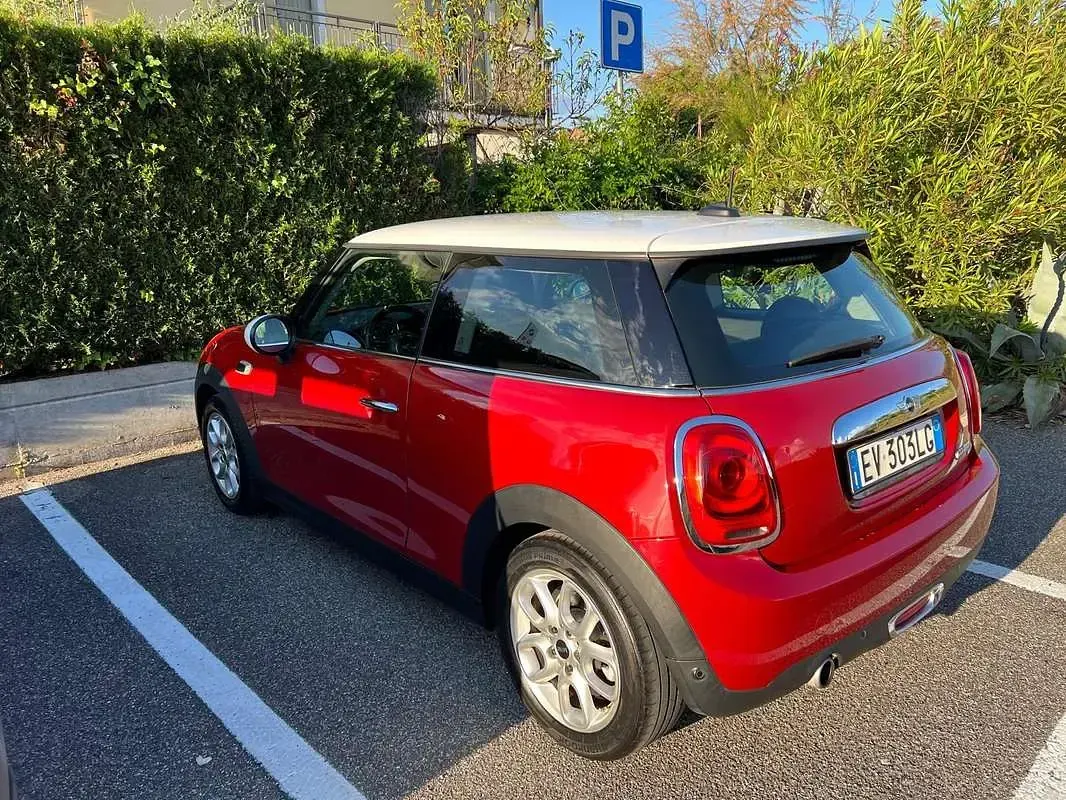 Usata Mini Cooper D 116 CV (85 kW) 2014 Rosso Utilitaria