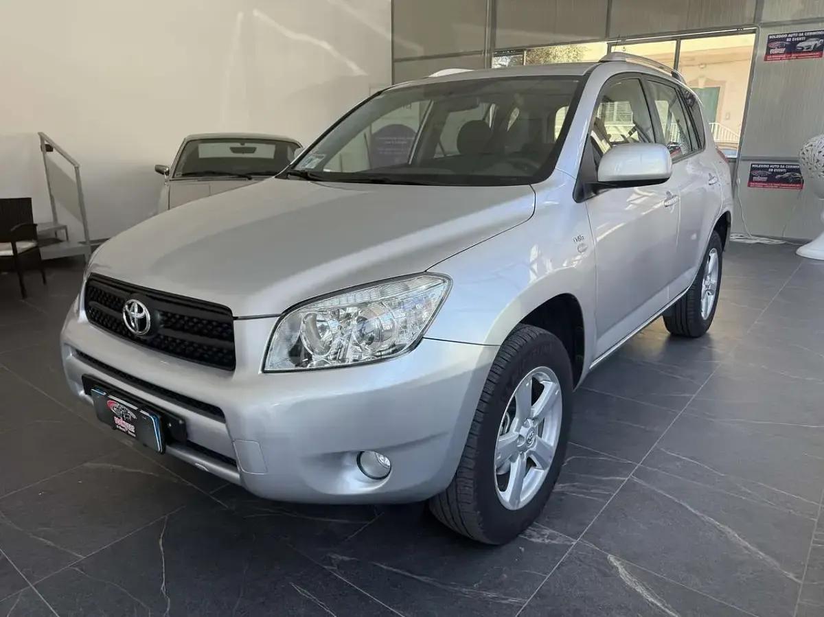Usata Toyota RAV4 136 CV (100 kW) 2006 Other SUV